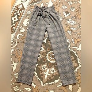 Popular 21 women’s dress pants slacks, grey plaid, pull on pants, business SZ S